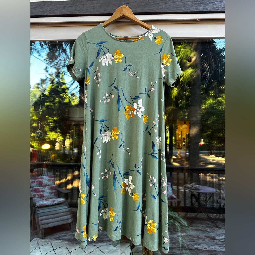 Old Navy Green Floral Midi Dress